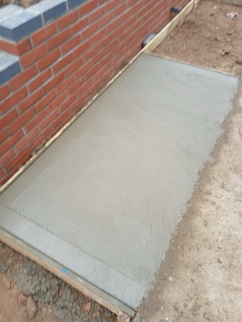 8e0b4295-0a17-451e-9d66-bd683c3eb414 2 Medium