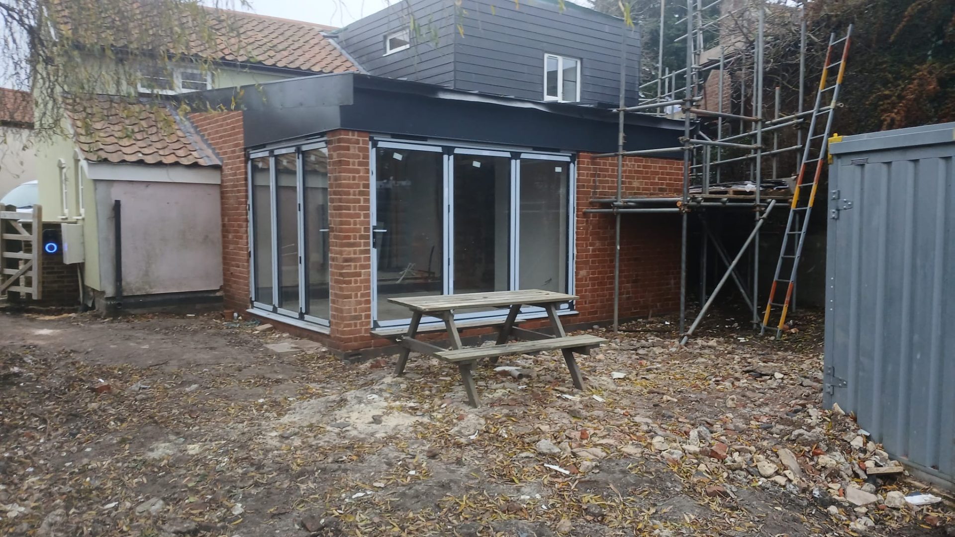 00a68d90-30a8-49de-8307-15e98b550084