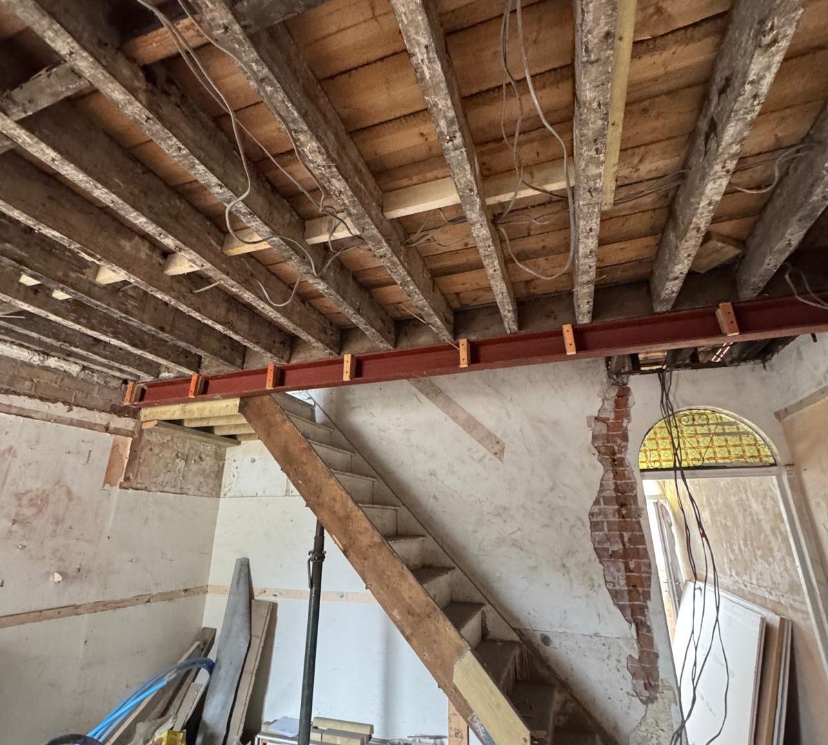 b8154668-5052-4d6a-899b-9f6c3525c9b2